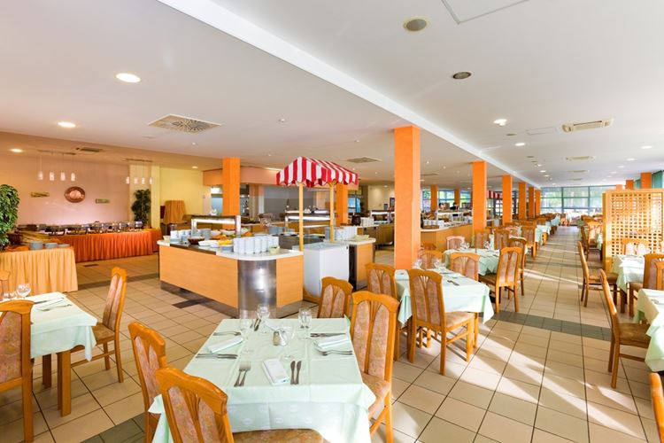 Polynesia Plava Laguna apartmány - Restaurant pro podávání dokoupené polopenze - Umag - 101 CK Zemek - Chorvatsko