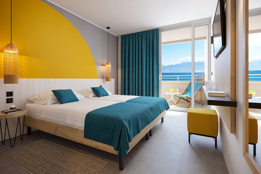 Corinthia Baška Sunny hotel by Valamar - pokoj Superior, strana moře - Baška (ostrov Krk) - 101 CK Zemek - Chorvatsko